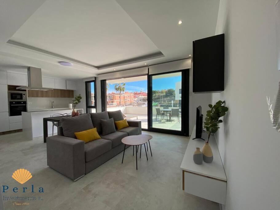 Beautiful New South Facing Bungalow With Large Terrace Dehesa de Campoamor  外观 照片